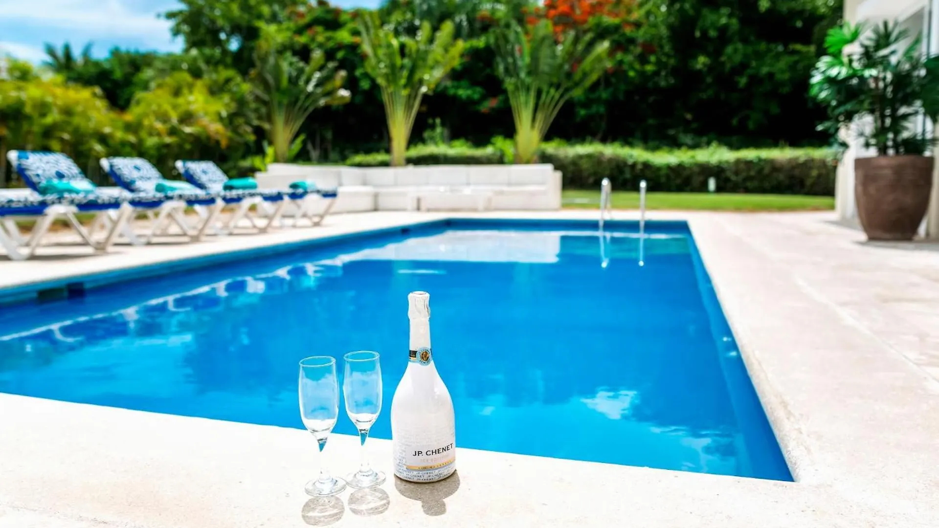 Special Offer! Villa Bueno With Private Pool&Beach Punta Cana Dominican Republic